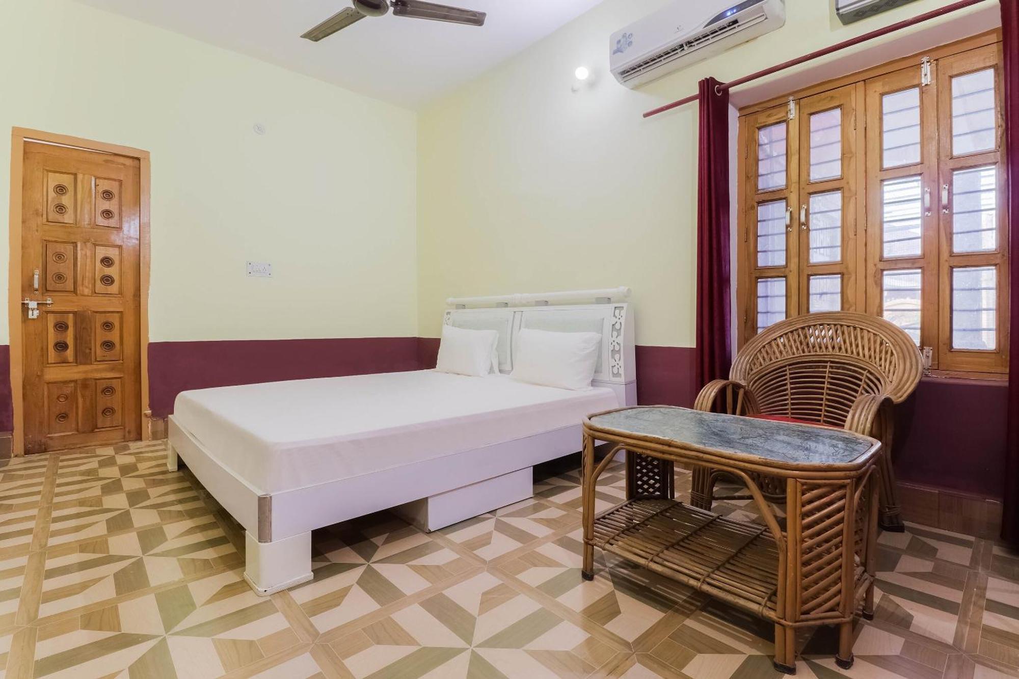 Hotel O Jyotish House Ayodhya Exterior photo