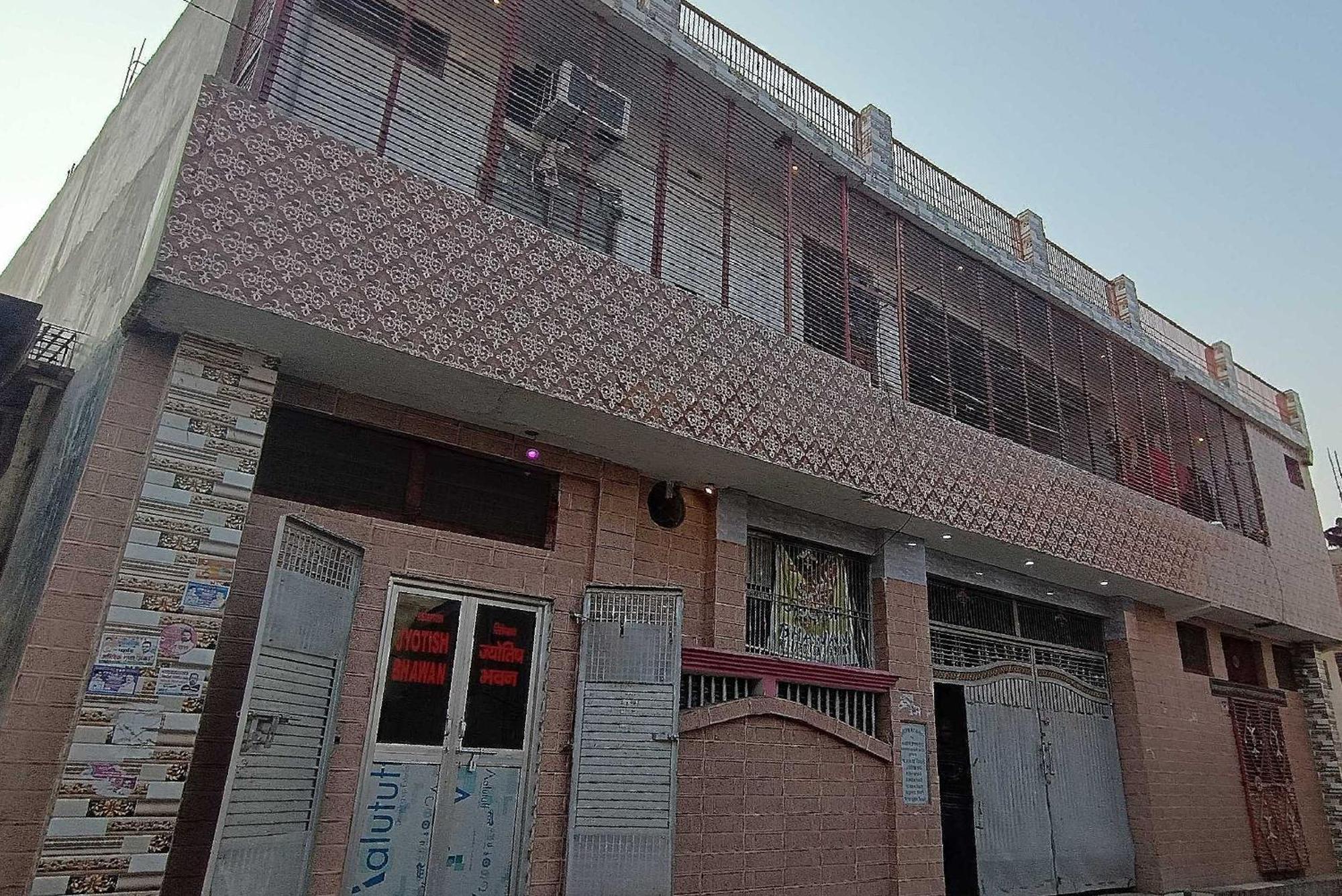 Hotel O Jyotish House Ayodhya Exterior photo
